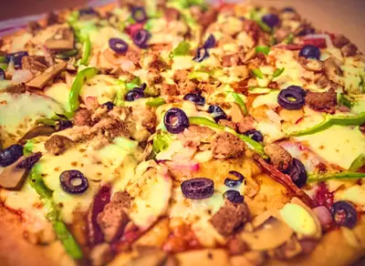 Tandoori Chicken Pizza
